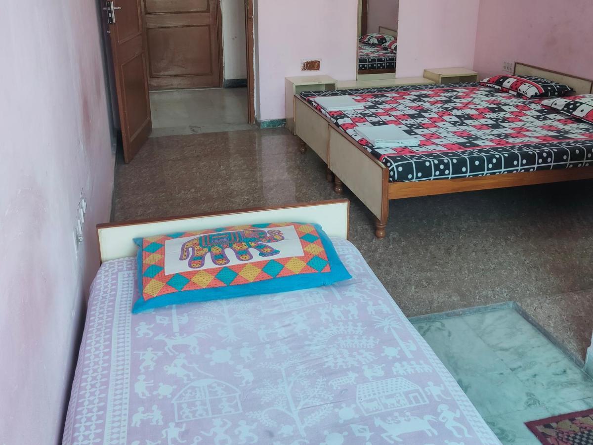 Jwala Niketan Guesthouse Private Rooms Jaipur Buitenkant foto