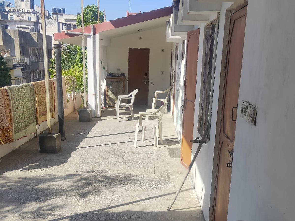 Jwala Niketan Guesthouse Private Rooms Jaipur Buitenkant foto